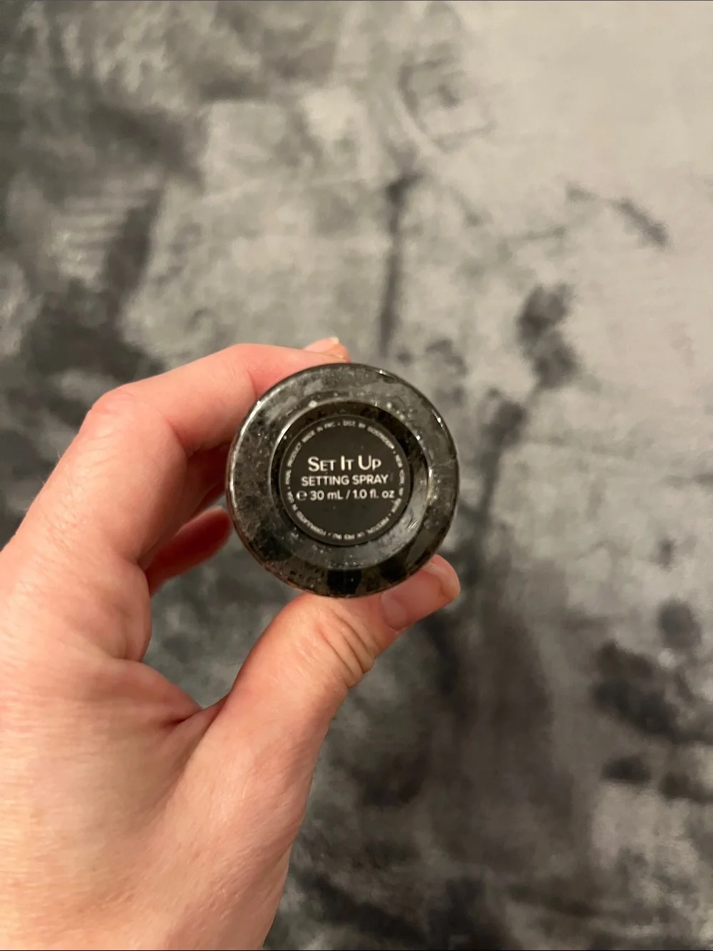 Set It Up Setting Spray — Black